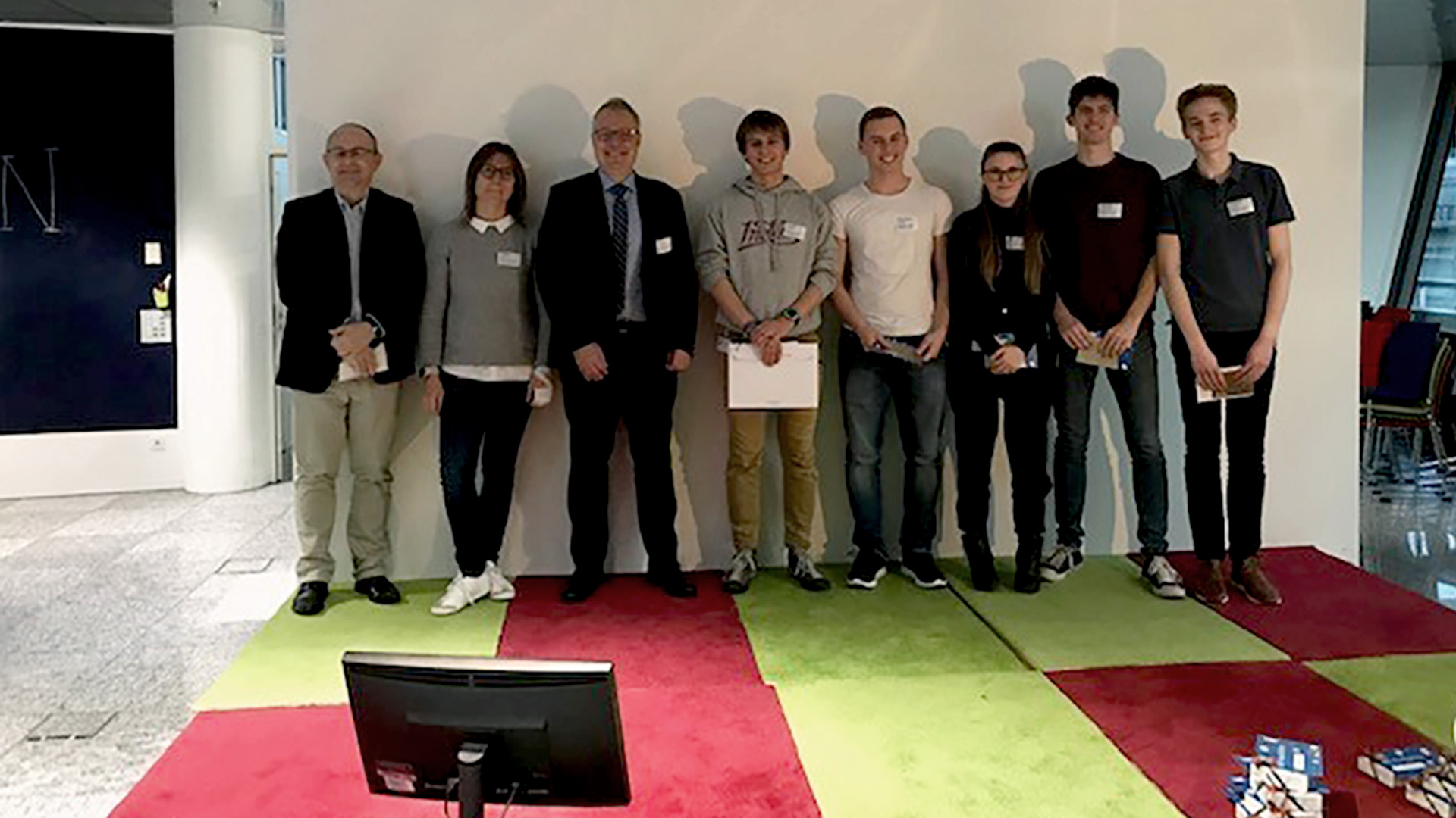 Siegerehrung Team «SillyCodeValley».